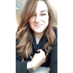 Meet your Posher, Alicia